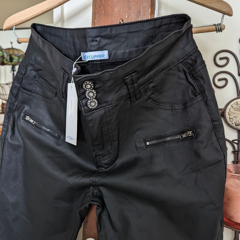 Aecupper faux leather jeans size 10 - Picture 2 of 8